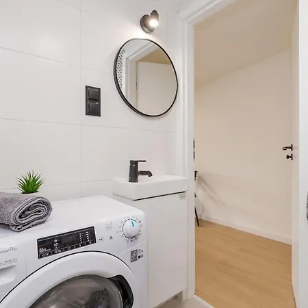 Marymoncka 61a Comfort Near Metro Stare Bielany And Metro Slodowiec Apartment *